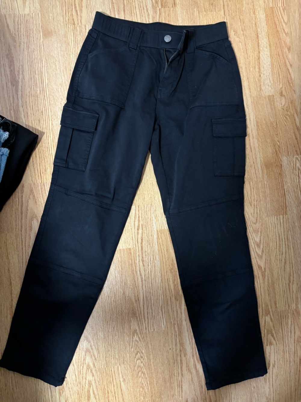 Natural reflections black cargo pants